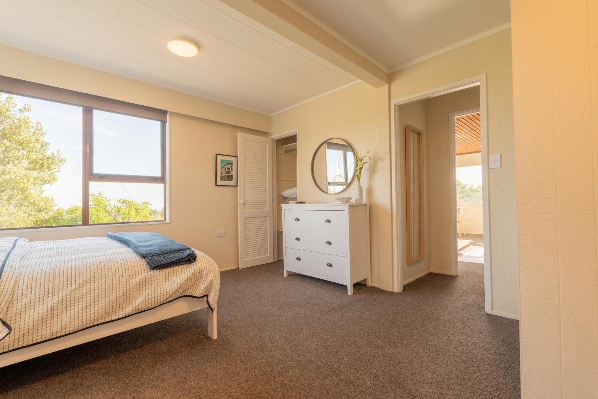 Cosy Unit With Incredible Views & Sky Tv Villa Whanganui Buitenkant foto